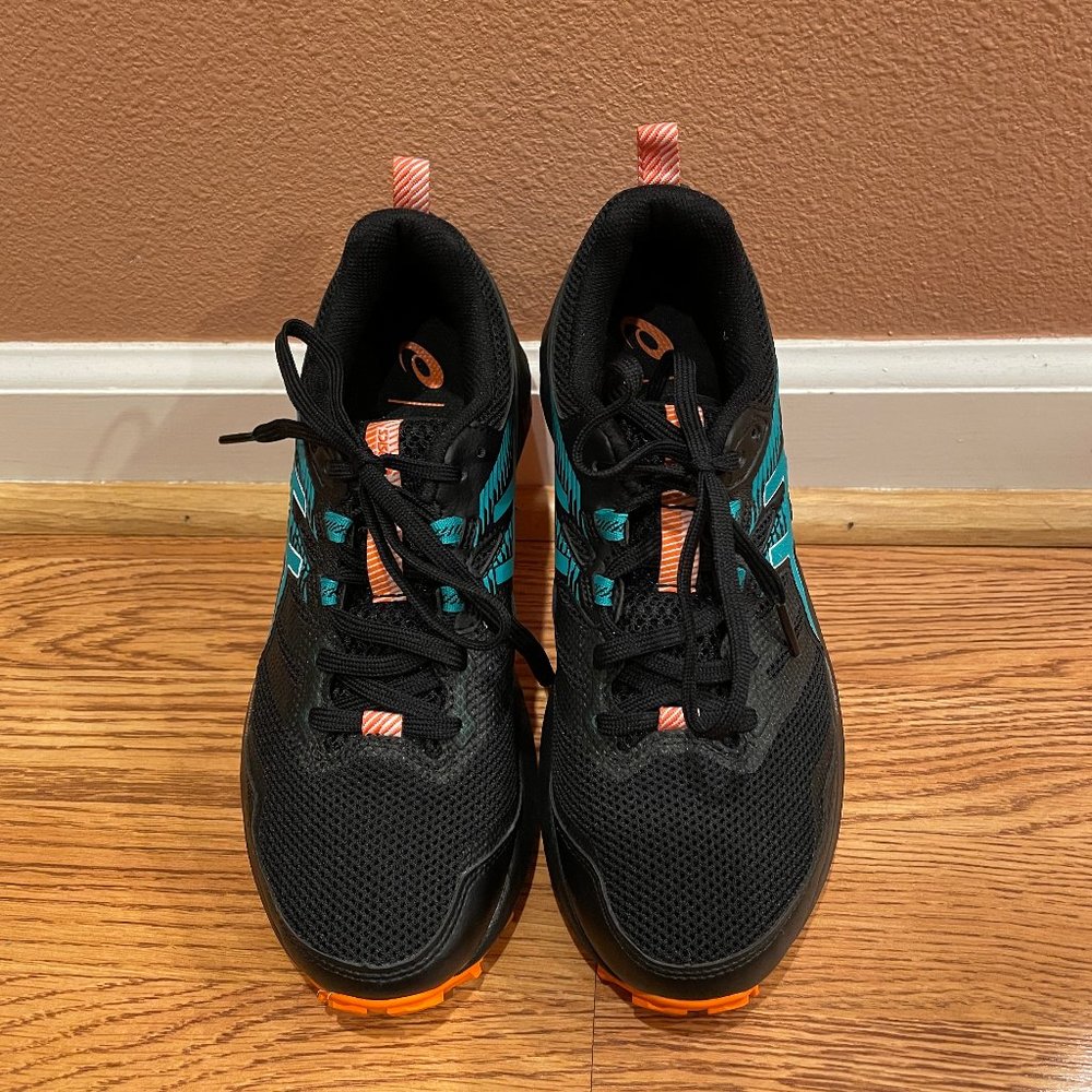 New Ladies Asics Gel Sonoma 6 - Sz. 7.5 US